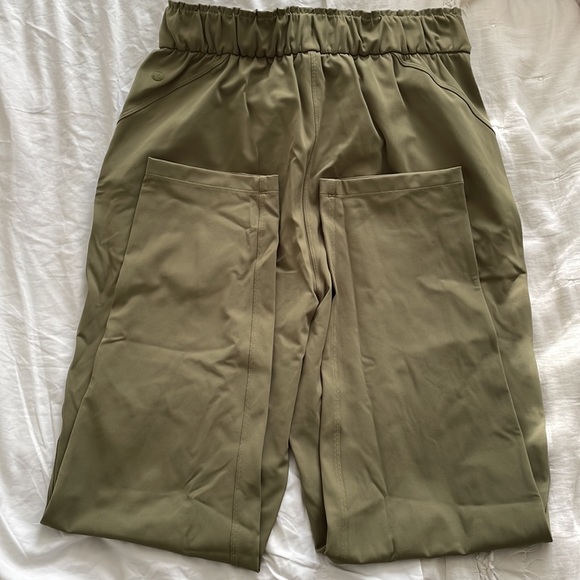 Lululemon Stretch HR Pant 25” Size 6 - Picture 2 of 5